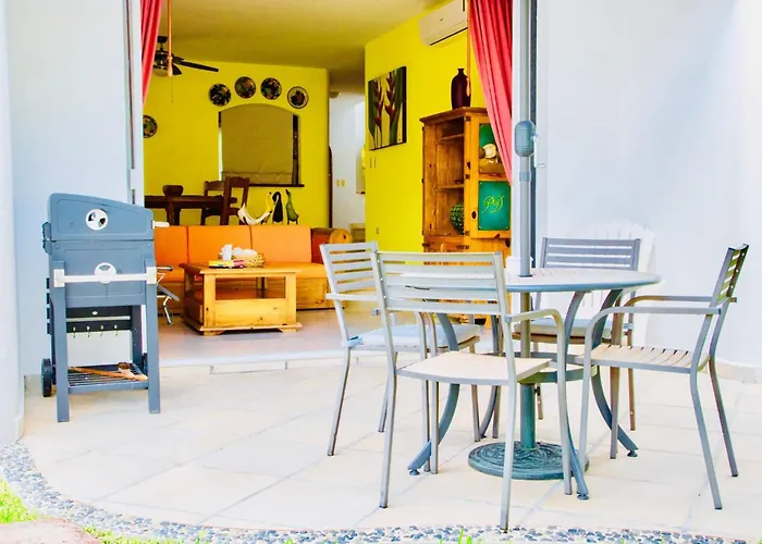 Playacar - Executive Budget With Swimming Pool Air Conditioning And Parking Playa del Carmen