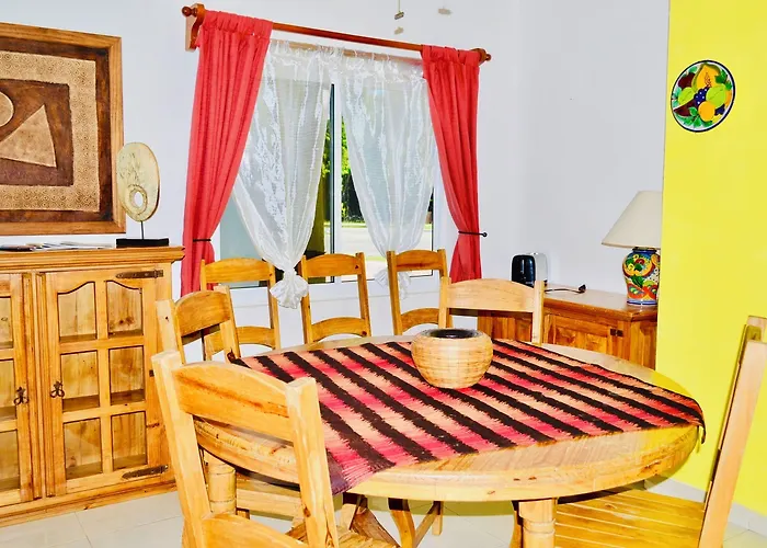 Playacar - Executive Budget With Swimming Pool Air Conditioning And Parking 4*