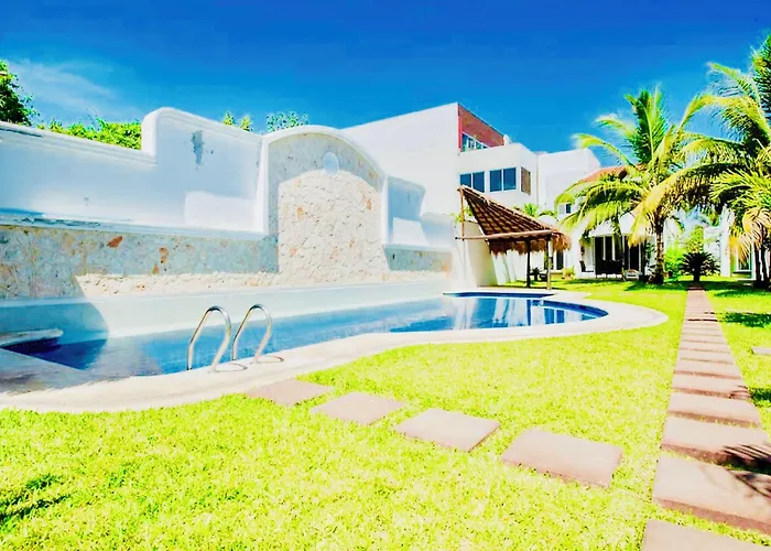Playacar - Executive Budget With Swimming Pool Air Conditioning And Parking 4* Playa del Carmen