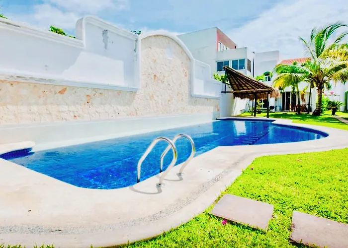 Playacar - Executive Budget With Swimming Pool Air Conditioning And Parking 4* Playa del Carmen