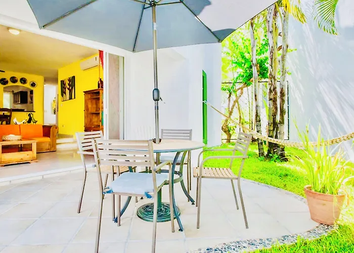 Gasthuis Playacar - Executive Budget With Swimming Pool Air Conditioning And Parking Playa del Carmen
